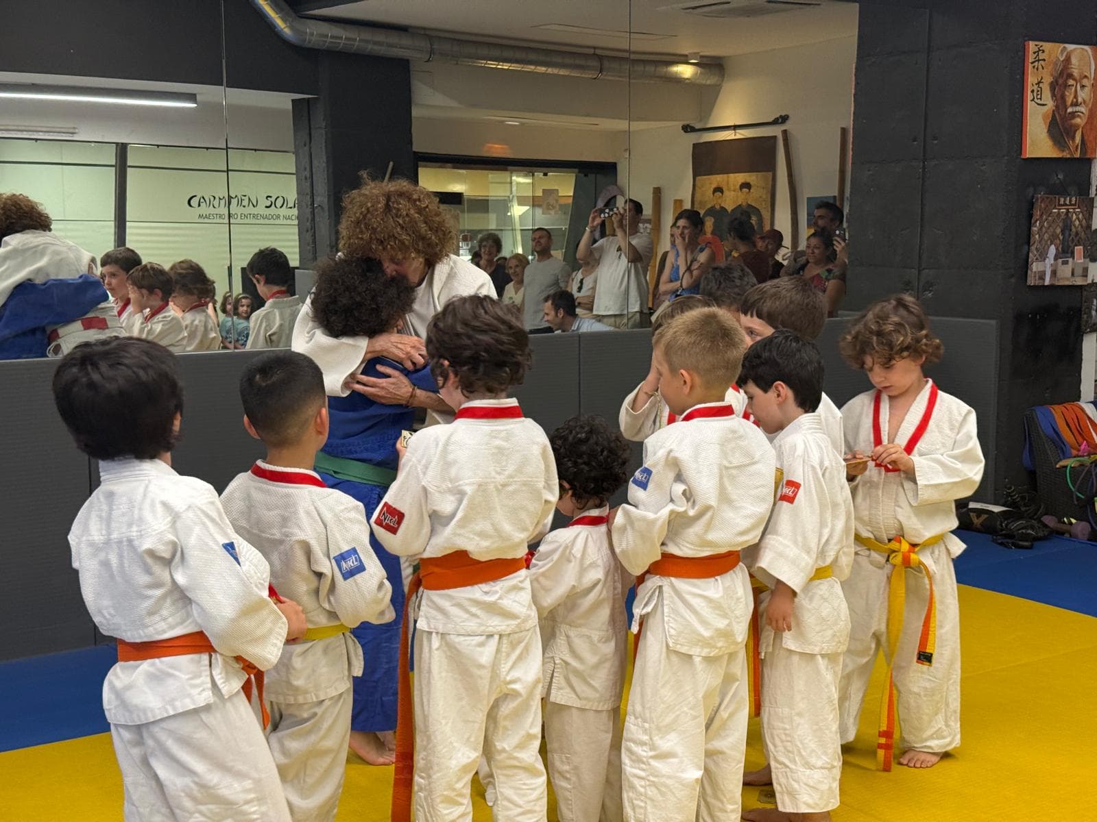 Con sus alumnos en el tatami de Ohisama Solana